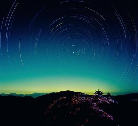 北极星和启明星是不是同一颗星