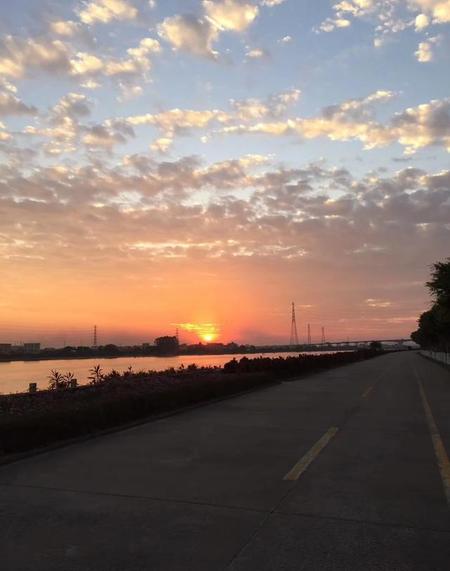 平凡的女生突然变好看