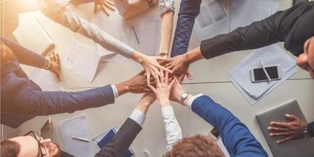 求职信该怎么写(求职自荐信100字左右)