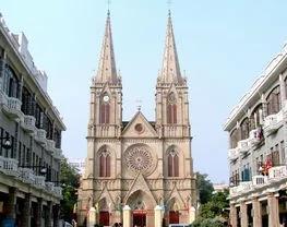 基督教堂和天主教堂的建筑有什么区别(天主教堂和基督教教堂的区别)