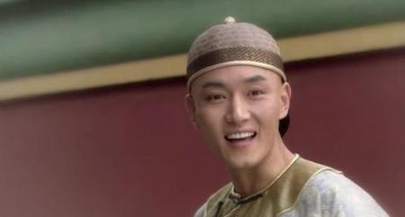 叶澜依救了甄嬛的孩子(叶澜依喜欢果郡王吗)