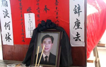 给自己写一篇遗书(写给自己的一封遗书)