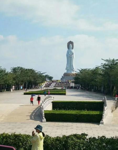 海南现在热不热(海南海边风景)