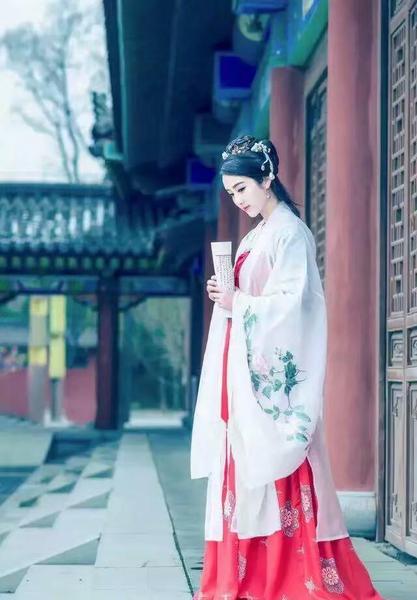 有哪些好听的古风名字男(好听的名字男生古风)