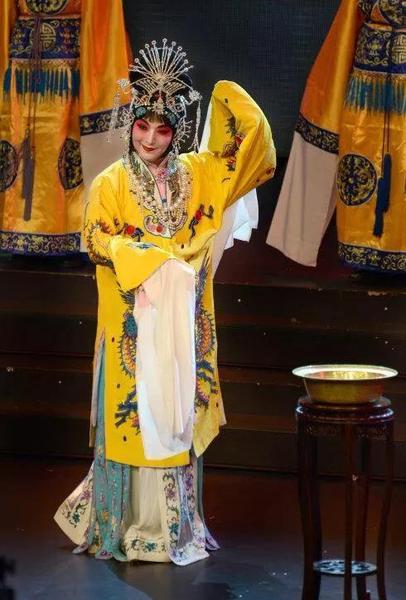 金盆洗手退出江湖图片