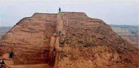 秦始皇的墓在哪里为什么没有人挖掘(秦始皇陵墓为什么不敢挖掘)