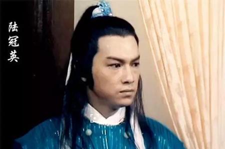 笑傲江湖绿竹翁自废武功