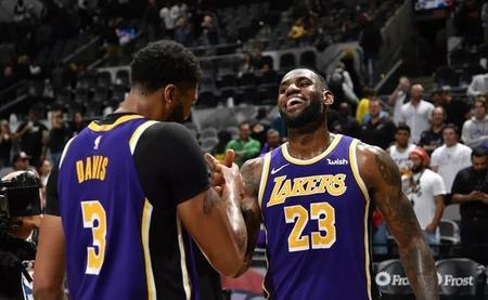 詹姆斯和杜兰特一队会怎么样