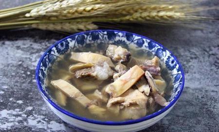 煲汤压力锅好还是炖锅好(省时省力可以用那个词代替)