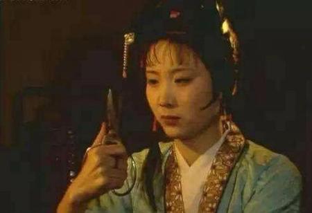 红楼梦中的鸳鸯的结局(红楼梦人物鸳鸯结局)