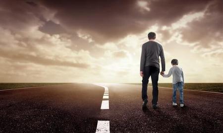 父母在人生尚有来处什么意思(父母在,人生尚有归途)