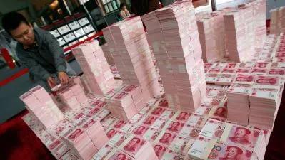 肚子滞胀是怎么回事(饭后肚子坠胀)