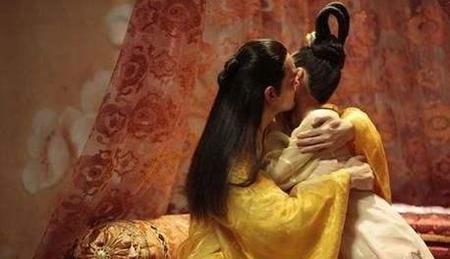 在古代的妃子为什么都死了(古代陪葬的妃子腿为什么是分开的)