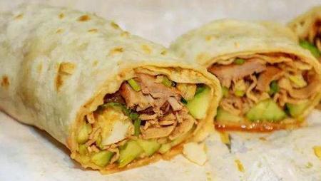 卤肉卷饼怎么做(青椒肉丝卤怎么做好吃)