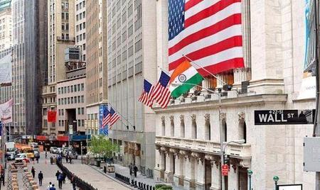 美国不重视疫情(特朗普说美国疫情控制的很好)