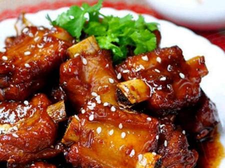 糖醋小排怎么做好吃窍门(糖醋小排骨的正宗做法)