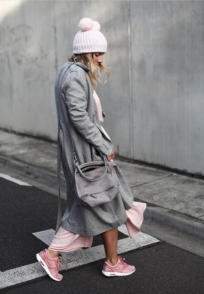 有什么nike粉色的篮球鞋