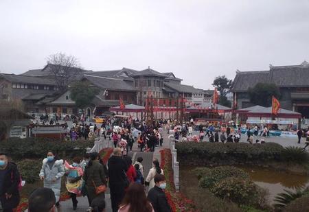 旅游哪里去最好的选择(春节适合哪里旅游的地方)