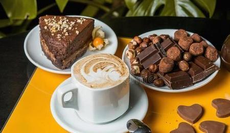 巧克力和咖啡一样吗(请问巧克力和咖啡有什么区别)