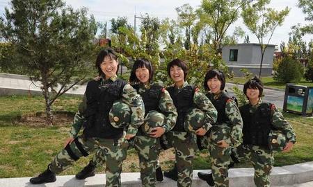 部队里的训练(巡会检查组电视剧)