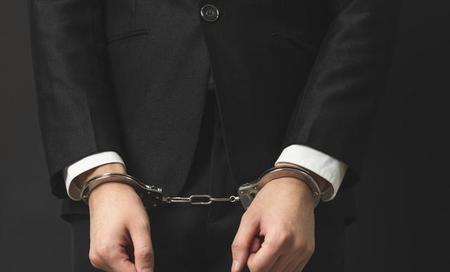 有案底的人不能做什么工作呀(有案底的人不能从事的职业)