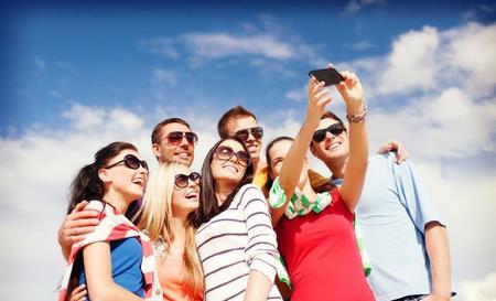 当丈夫看不起自己的老婆(老公看不起妻子的表现)