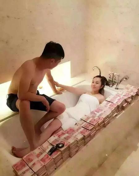 不到20的小姑娘会撩大叔吗?(20岁小姑娘为什么喜欢大叔)