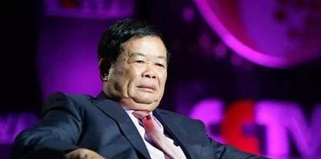 不动声色的女人这句话的意思(不动声色才是女人的最高境界)