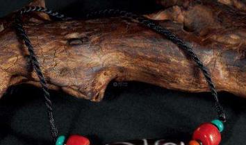 李连杰的天珠是什么样子的(李连杰九眼天珠的来历)