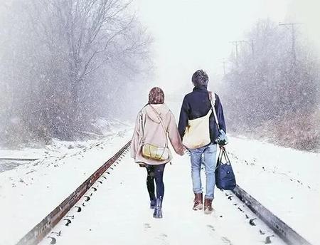 爱是一种信仰带给我力量(爱是一种信仰带给我力量歌词是什么意思)