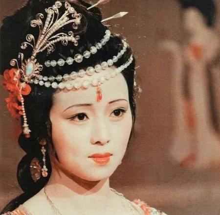 红楼梦有谁死了(红楼梦前八十回结局)