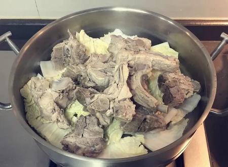 猪背脊骨的做法大全(红烧猪脊骨的做法大全)