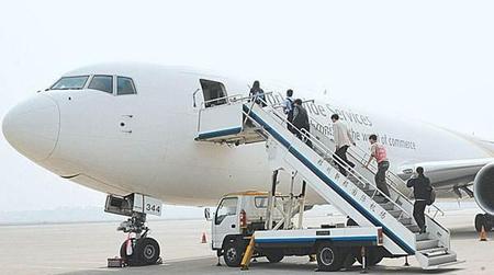 经停航班可以中途离开(飞机经停站可以离开吗)