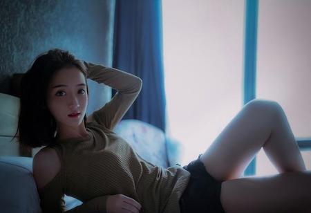 喜欢上自己老师(五味杂陈的翻译)