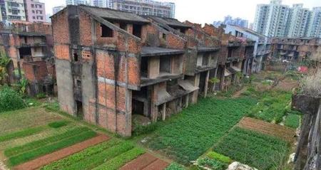 房子如果烂尾了还在按揭怎么办(贷款买的房烂尾怎么办)