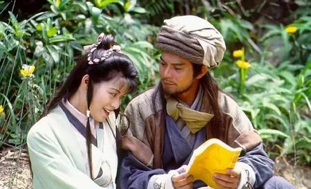 乔峰为什么打死阿朱(阿朱被乔峰一掌打死之后)