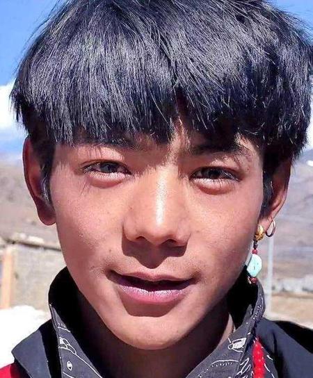 丁真怎么成网红的