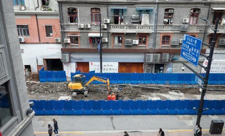 三供一业老旧小区改造费用由谁承担