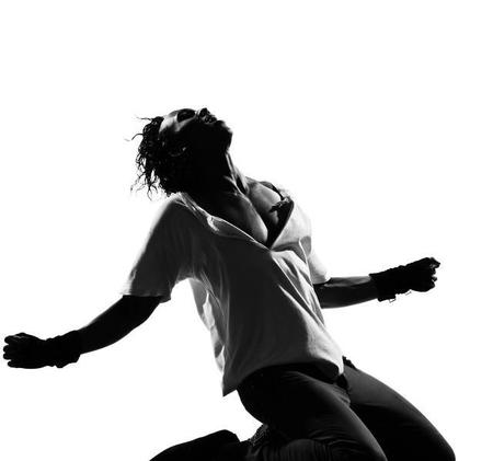 父亲被叔叔打了怎么办(叔叔和父亲打架怎么处理)