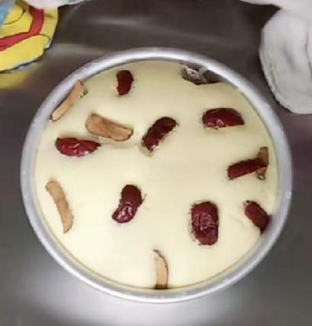 微波炉蒸蛋糕要蒸多少时间(微波炉蒸鸡蛋糕需要几分钟)