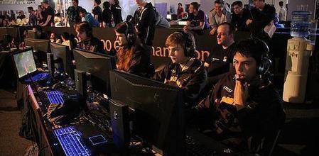 lol双c(lol是英雄联盟的意思吗)