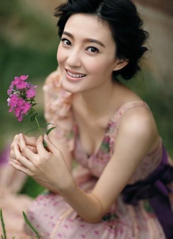 安然浅笑和浅笑安然意思一样吗?(坦然释怀,浅笑而安)