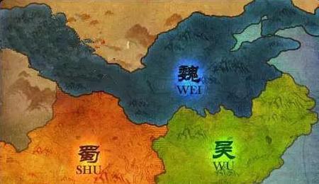 三国演义中第一个死的人物是谁