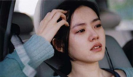 女儿远嫁的心酸(远嫁对父母的心酸和无奈说说)