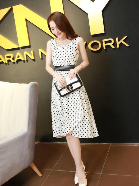 模特圈的那些事儿(平面模特个人形象资料)