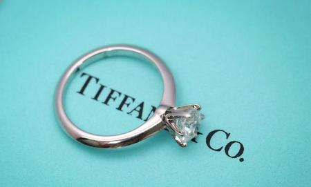 奢侈品首饰有哪些(珠宝十大奢侈品品牌有哪些)