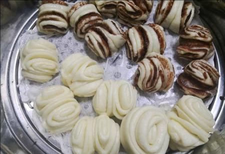 花卷的做法怎么做(花卷的做法)