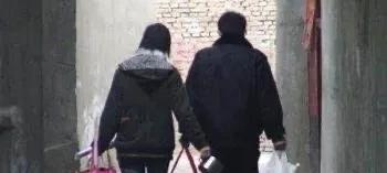 工地上的农民工有多辛苦