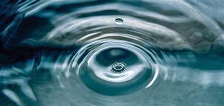 喝矿物质水的好处在哪(矿物质水对人体有什么好处)