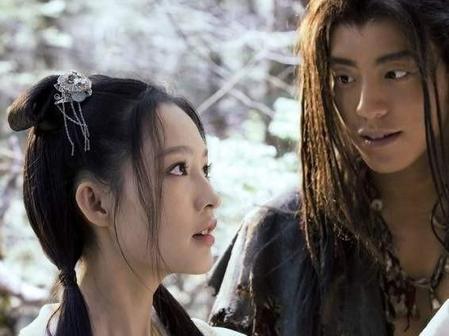 为什么每次看完一部电视剧(每看完一部电视剧心里就空落落的)